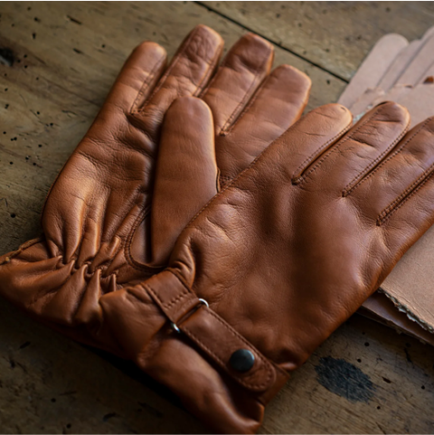 The Ultimate Guide to Choosing Gloves for Style and Grip